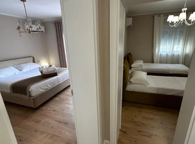 Eja 3 Apartment